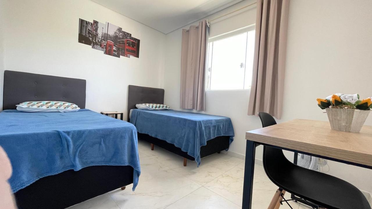 Lindo Apartamento Com 2 Quartos Prox Ao Jardim Botanico E Aeroporto Curitiba Ngoại thất bức ảnh